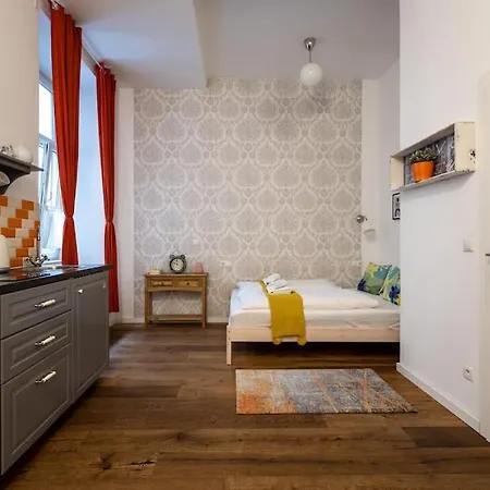 Compact Studio Near Center By Hm Vienna Exterior photo