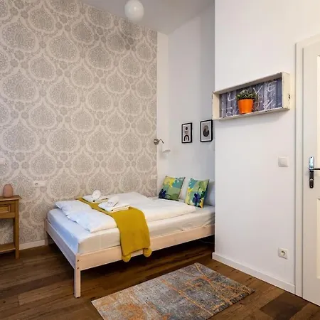 Compact Studio Near Center By Hm Vienna Exterior photo