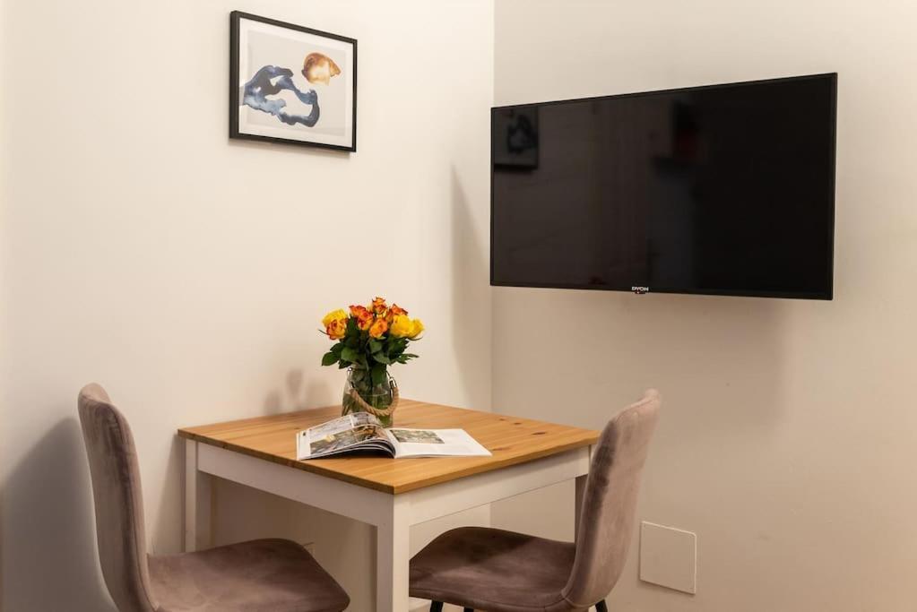 Compact Near Center By Hm Apartment Wien